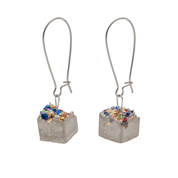 Handgemachter Betonschmuck mit Charakter