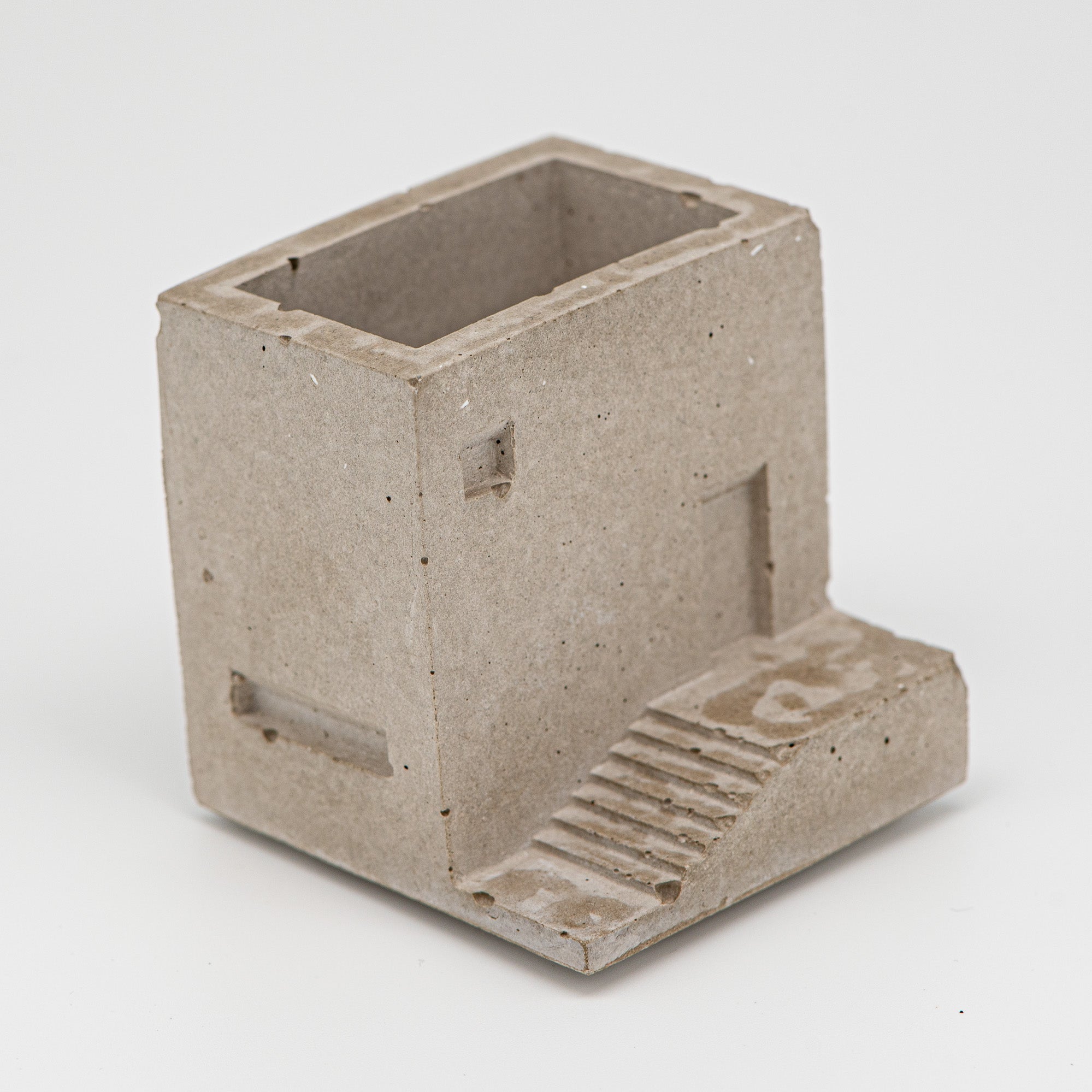 Beton Pflanzgefäß Haus