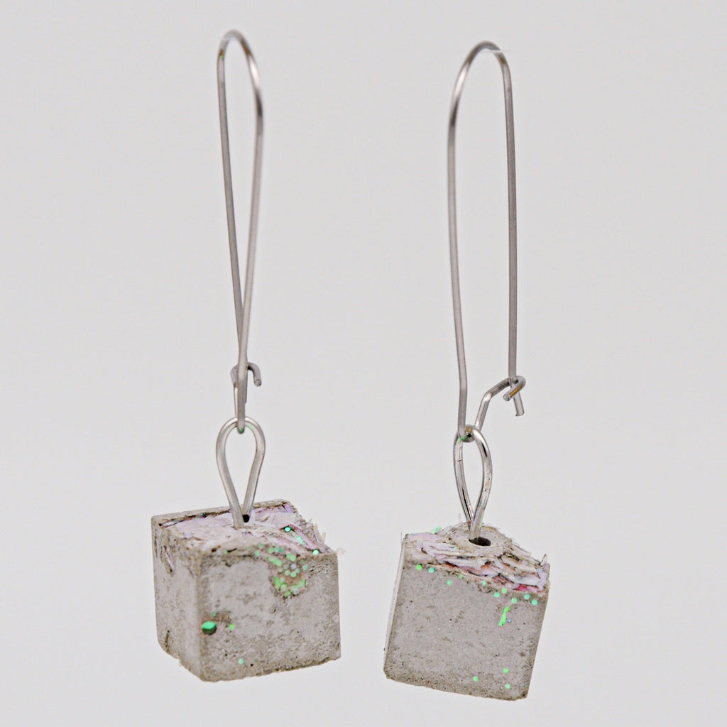 Beton Ohrringe Würfel Neon – Supreme Edition – Handmade in Austria